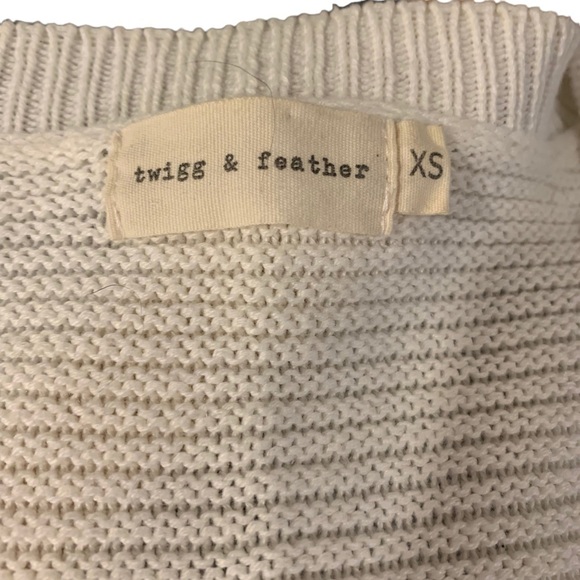 Twigg and Feather Isabelle Poncho Sweater - Canadian Made - Picture 5 of 9